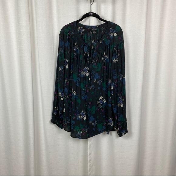 Torrid Black Floral Smocked Tie Front Blouse Sz.4 - Picture 3 of 11